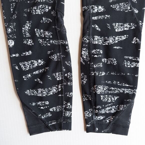 Lululemon Inspire Tight II Graf Black White/Black  7/8 Legging Womens 4 W5LFHS - Picture 14 of 16